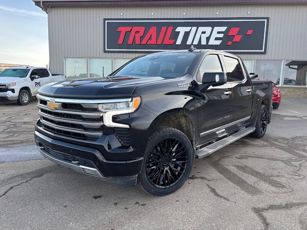 Trail Tire Leduc